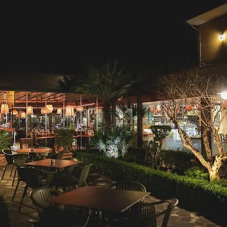 Luxury La Spelunca Bed & Breakfast *