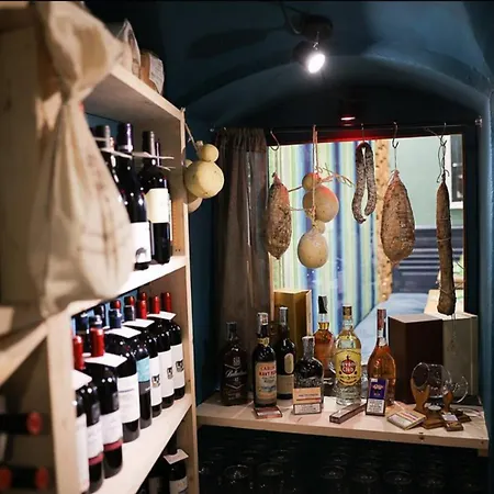 Luxury La Spelunca 住宿加早餐酒店