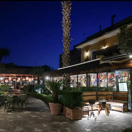 Luxury La Spelunca