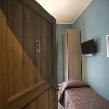 Luxury La Spelunca Bed & Breakfast