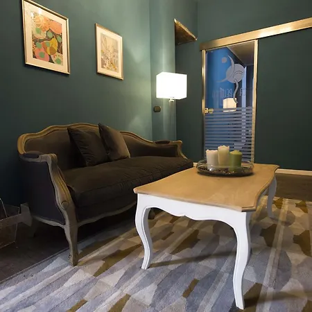Luxury La Spelunca Bed & Breakfast
